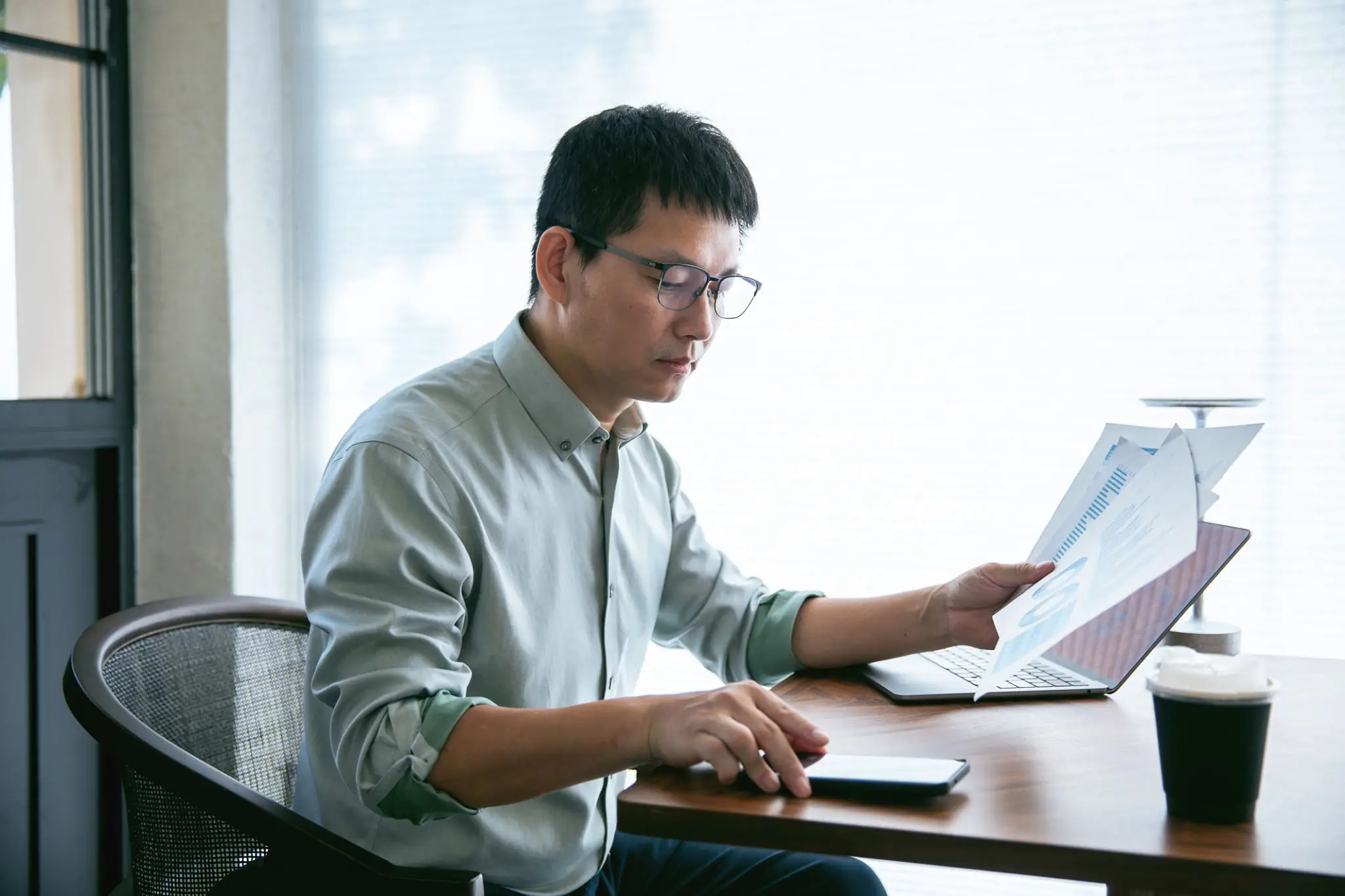 Credit memo drafting interface for commercial loan review