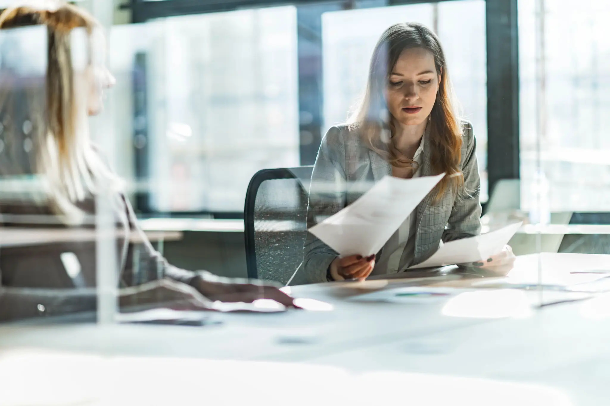Building an AI governance operating model for banking hero image