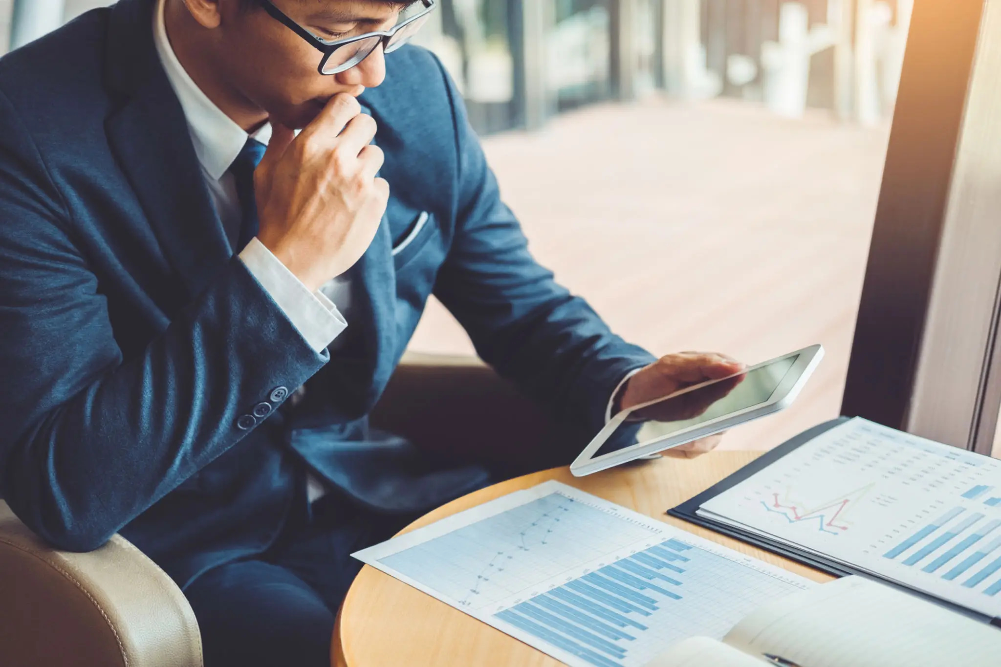 Draft credit memo in bank underwriting process